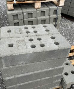 Pied en béton